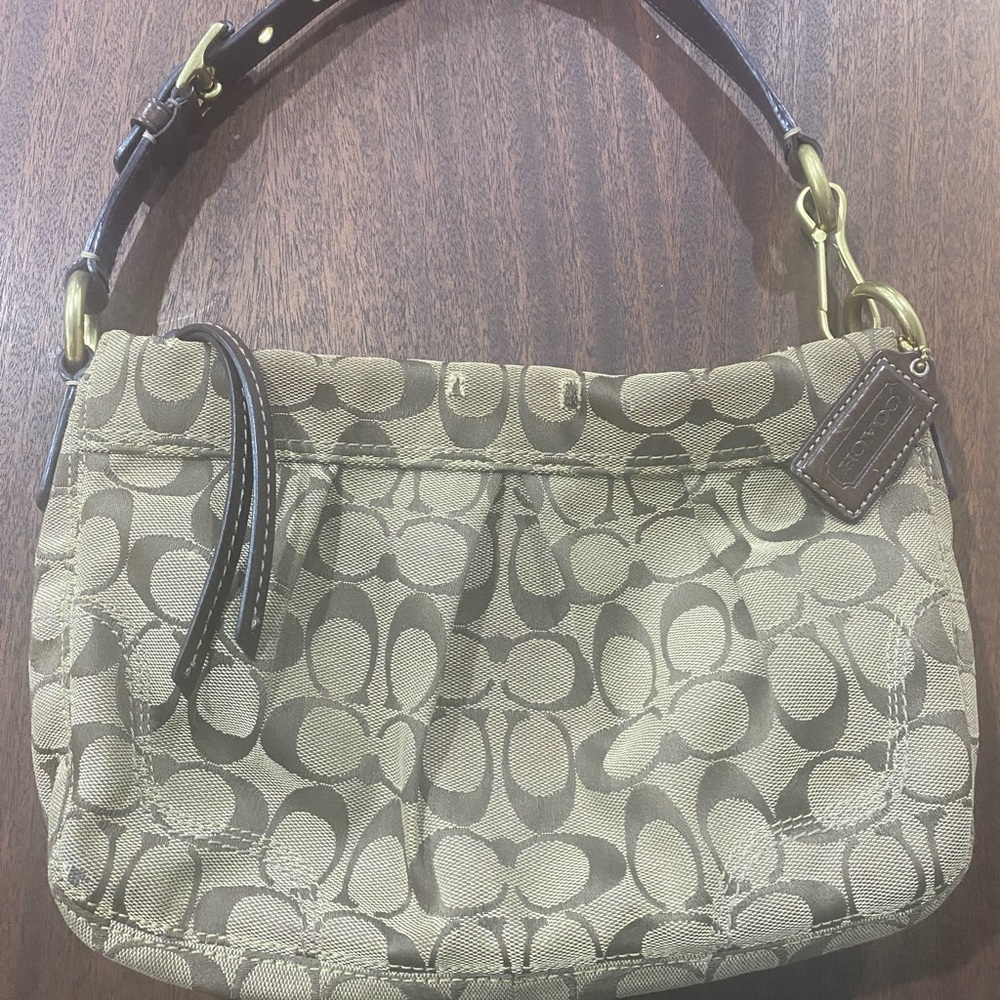 Classic Coach mini purse